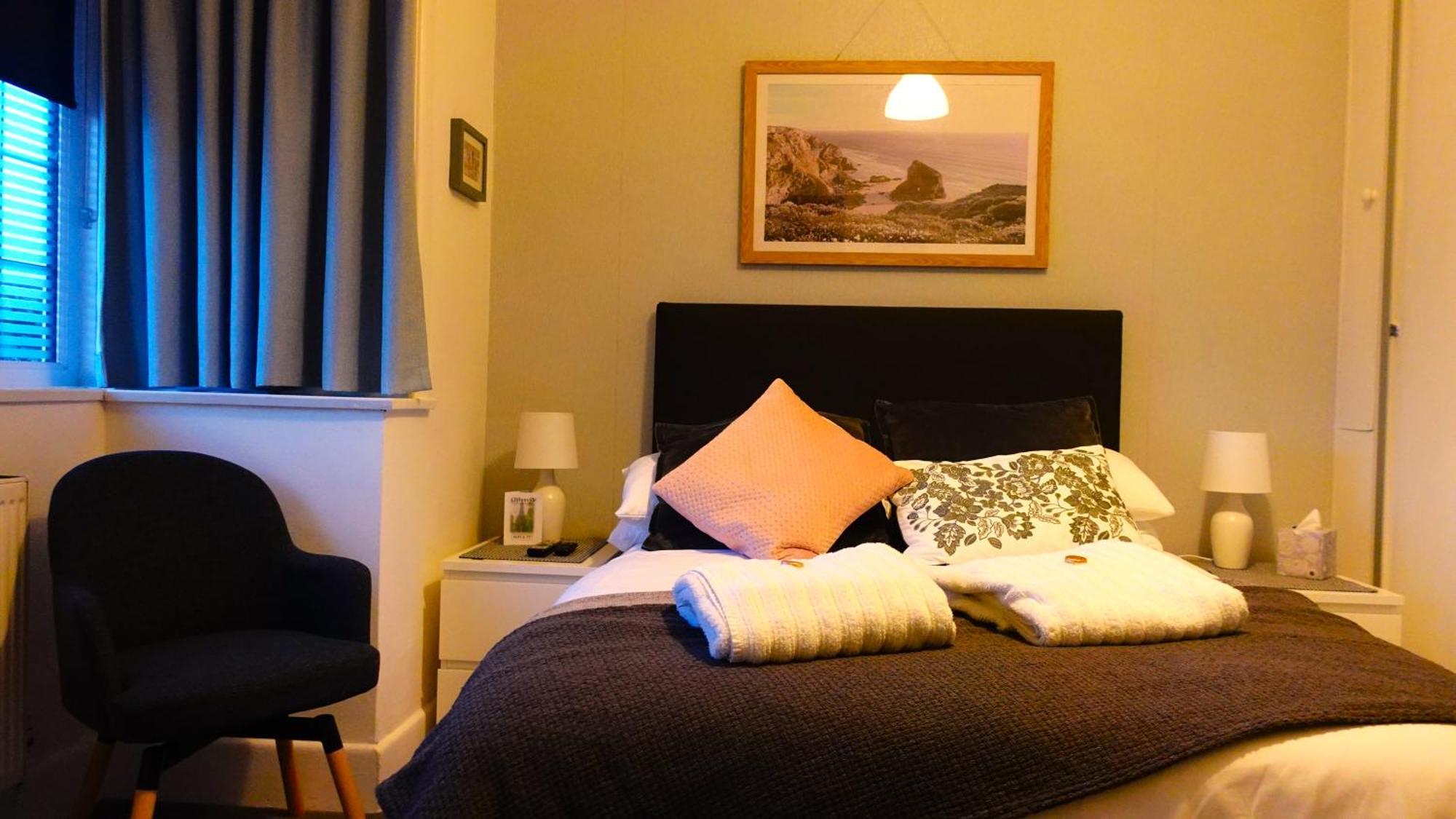 לימינגטון En-Suite Nook Near Forest & Sea, Super Value With Fridge, Microwave And Tv מראה חיצוני תמונה